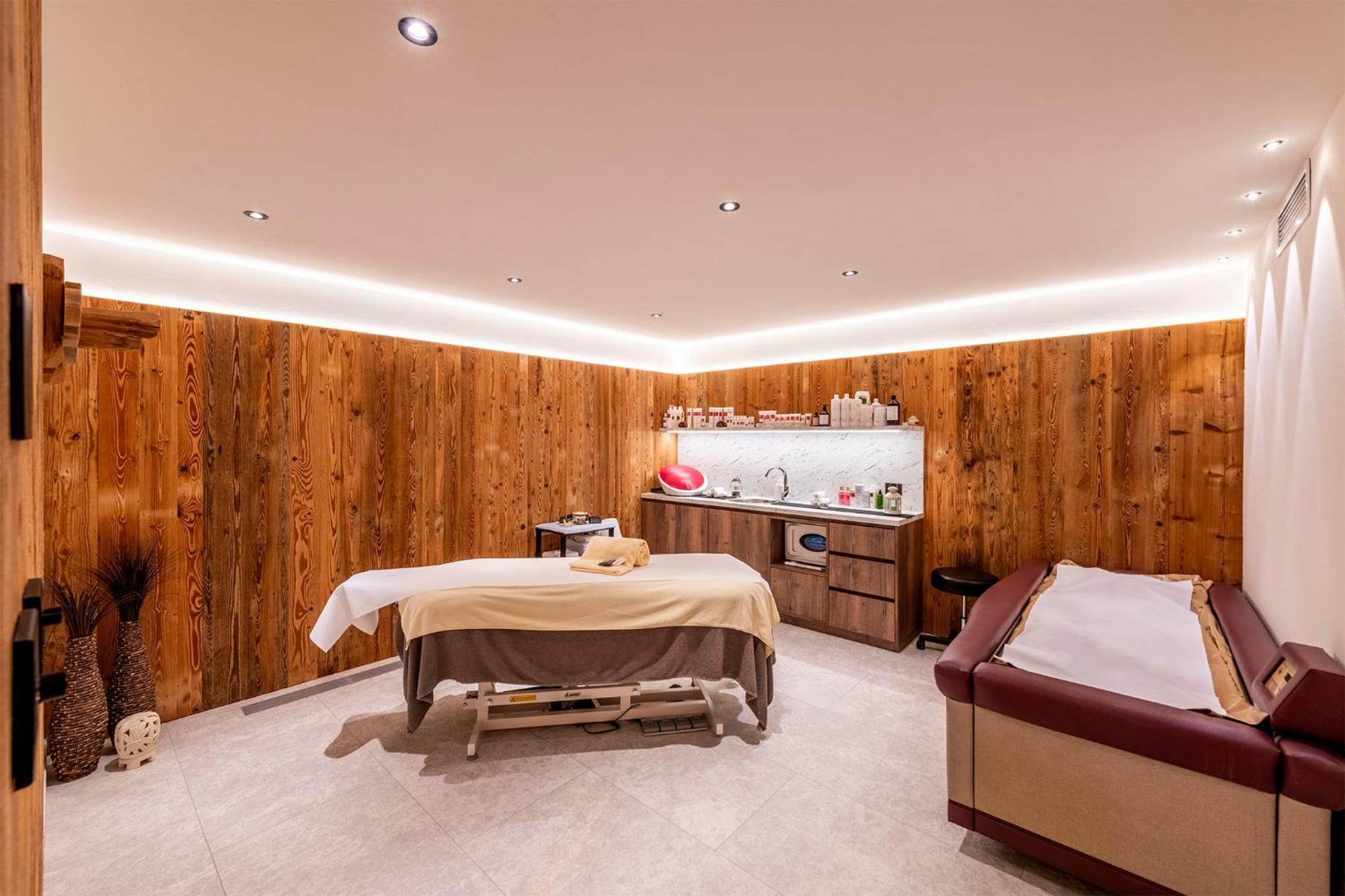 Hotel Arkadia - "Adults Only" Corvara In Badia Exterior photo