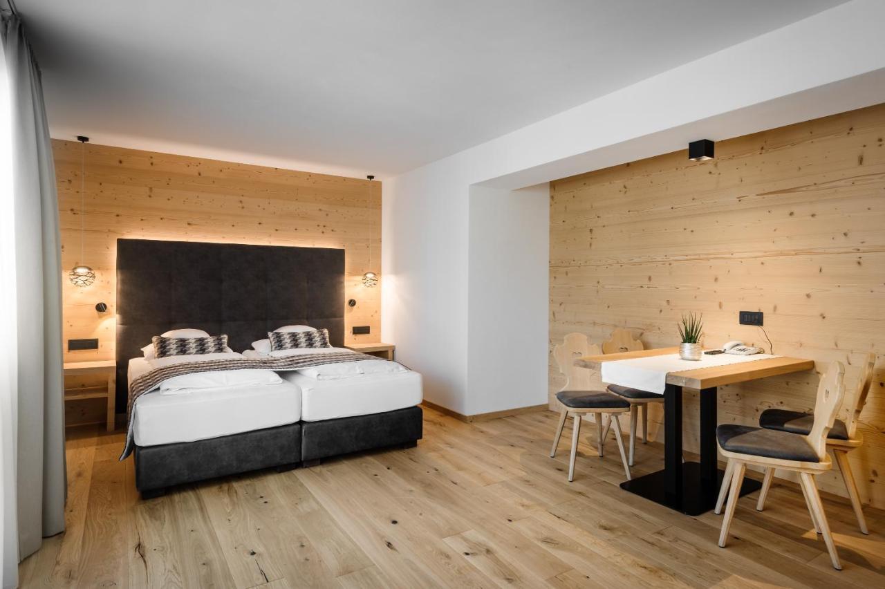 Hotel Arkadia - "Adults Only" Corvara In Badia Exterior photo